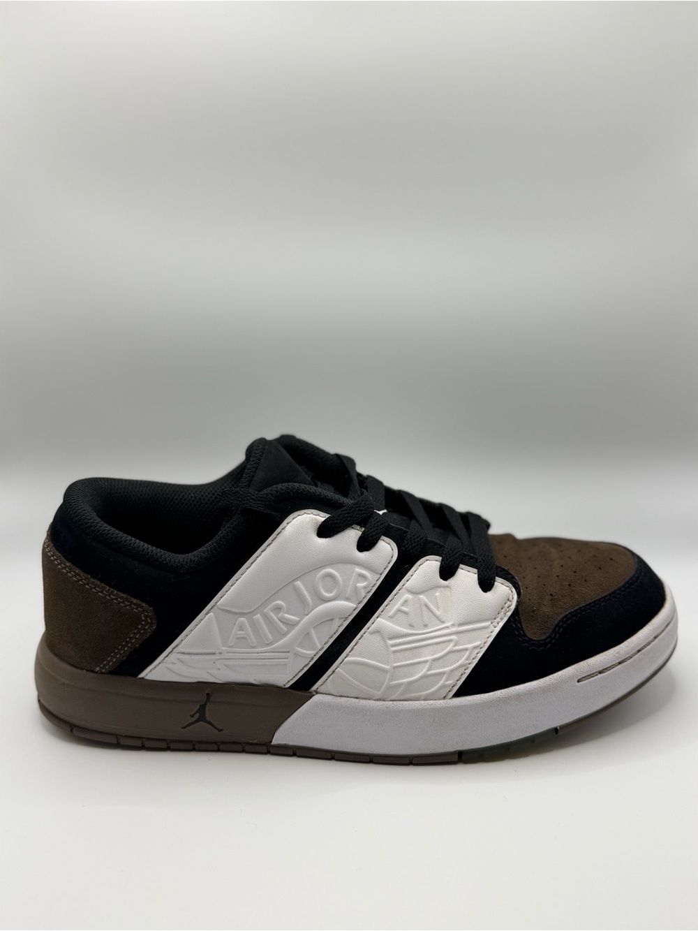 Jordan Nu Retro 1 ‘palomino’Low-Top Sneakers in Black, White & Brown